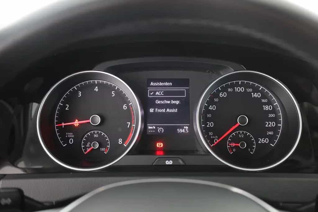 Volkswagen Golf VII Variant 1.0 TSI DSG Join LED Navi ACC 05/2019-photo-14