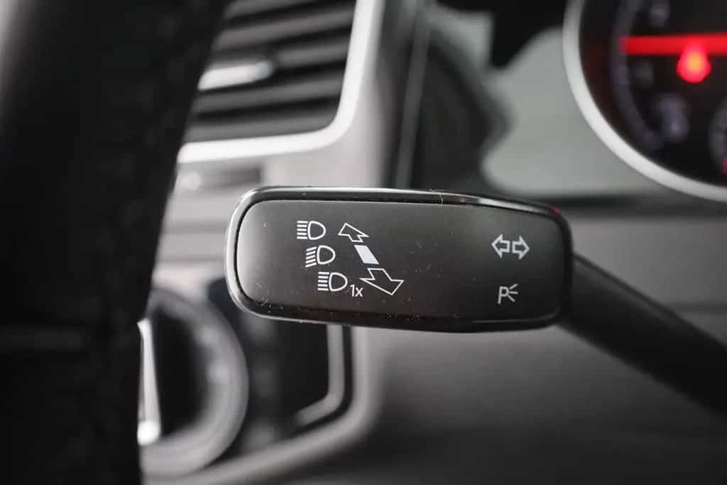 Volkswagen Golf VII Variant 1.0 TSI DSG Join LED Navi ACC 05/2019-photo-17