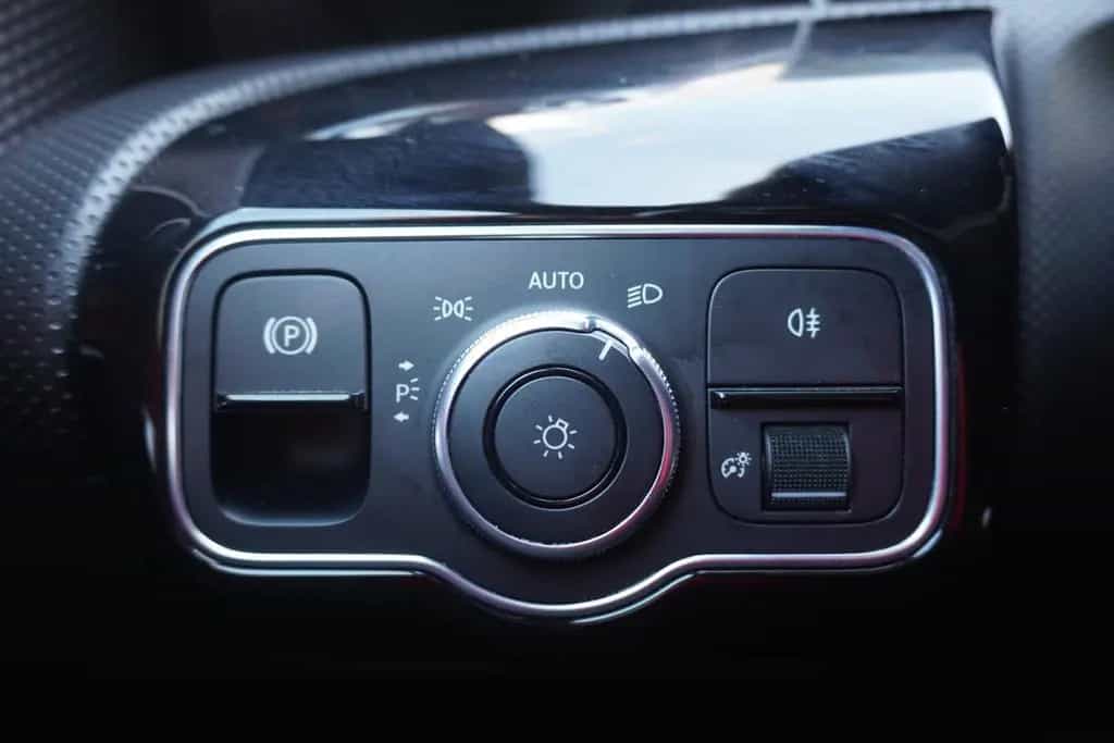 Mercedes-Benz A 180 A180 Progressive 10/2020-photo-17