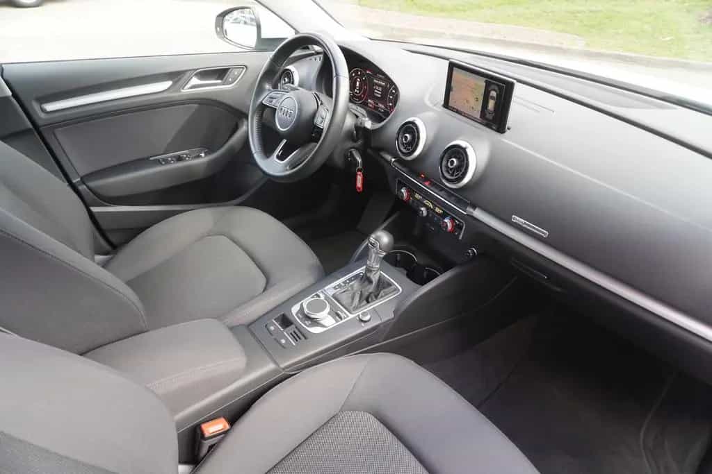 Audi A3 Sportback 1.6 TDI 11/2018-photo-12