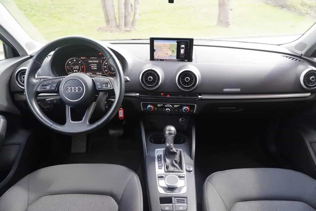 Audi A3 Sportback 1.6 TDI 11/2018-photo-13