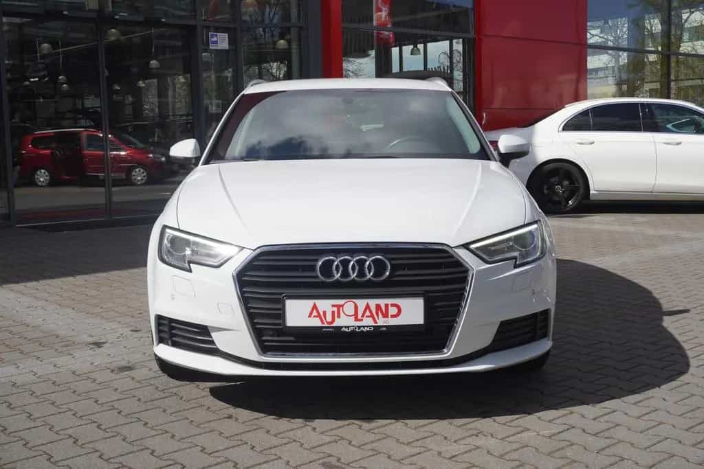 Audi A3 Sportback 1.6 TDI 11/2018-photo-2
