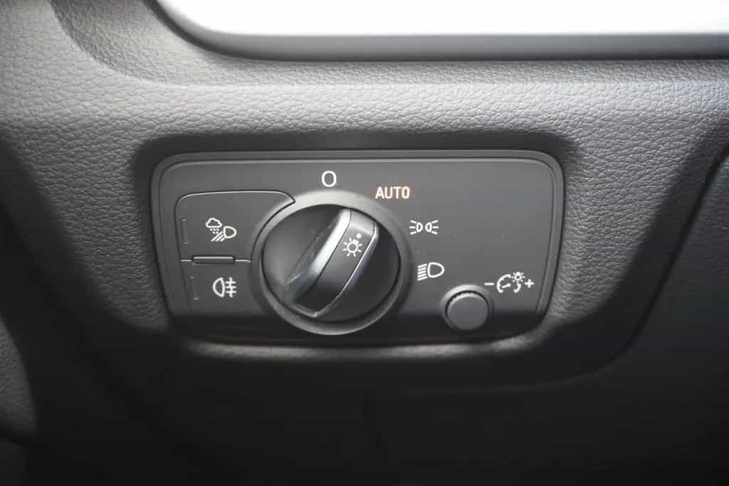 Audi A3 Sportback 1.6 TDI 11/2018-photo-27