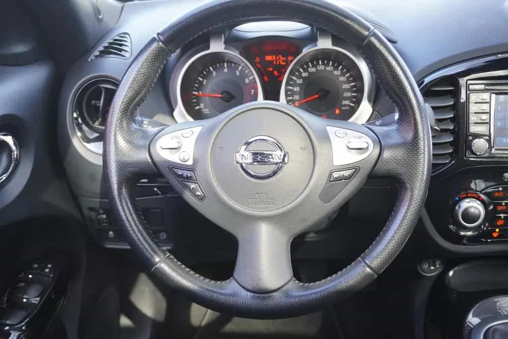 Nissan Juke 1.2 N-Connecta Klimaaut. Standheizung Navi 01/2018-photo-16