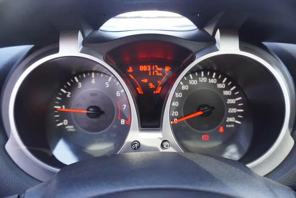 Nissan Juke 1.2 N-Connecta Klimaaut. Standheizung Navi 01/2018-photo-17