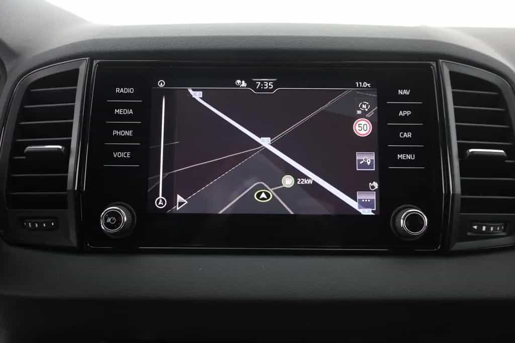 Skoda Karoq 1.5 TSI DSG LED ACC Navi Kamera AHK 02/2026-photo-10