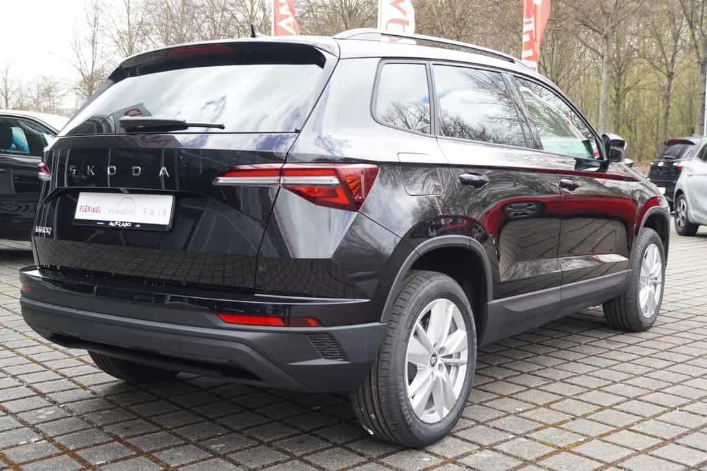 Skoda Karoq 1.5 TSI DSG LED ACC Navi Kamera AHK 02/2026-photo-33