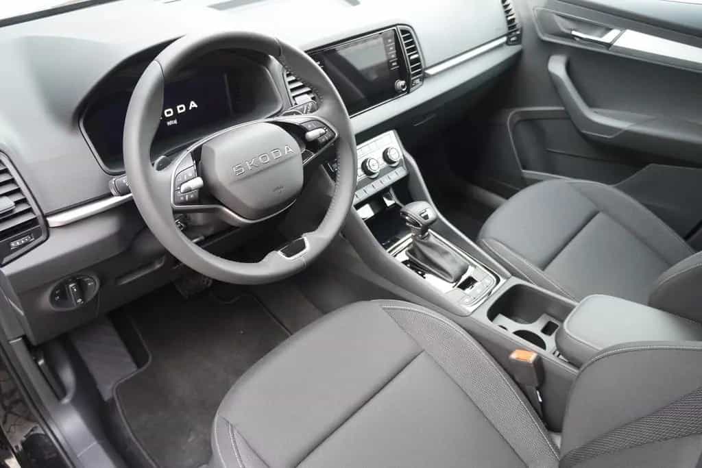 Skoda Karoq 1.5 TSI DSG LED ACC Navi Kamera AHK 02/2026-photo-37