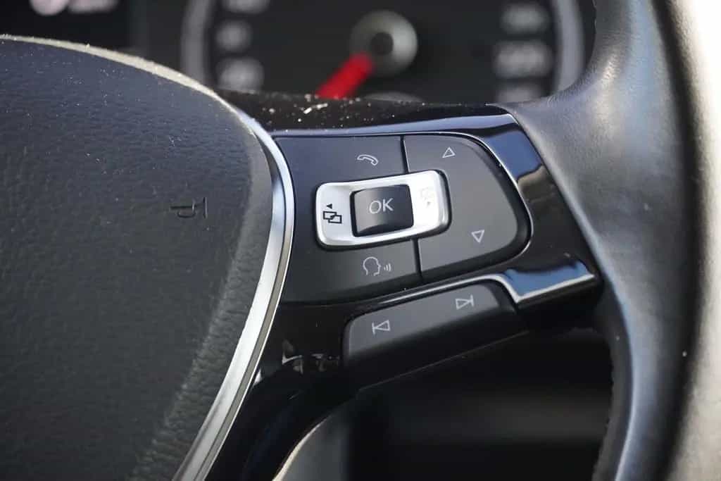 Volkswagen T-Roc 1.5 TSI Style LED Navi ACC Kamera AHK PDC 06/2018-photo-13