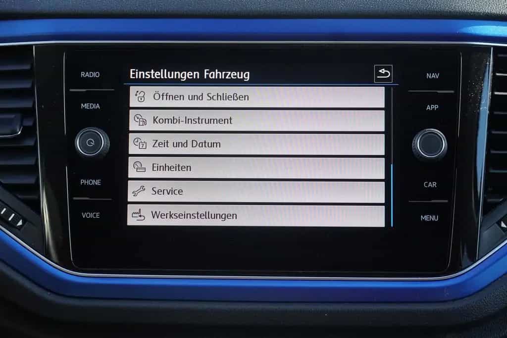 Volkswagen T-Roc 1.5 TSI Style LED Navi ACC Kamera AHK PDC 06/2018-photo-19