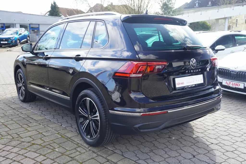 Volkswagen Tiguan 1.5 TSI DSG United LED Navi ACC PDC DAB 06/2021-photo-4