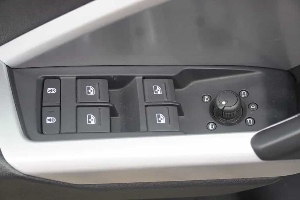 Audi Q3 35 TFSI advanced LED Navi Tempomat AHK Kamera 03/2021-photo-14