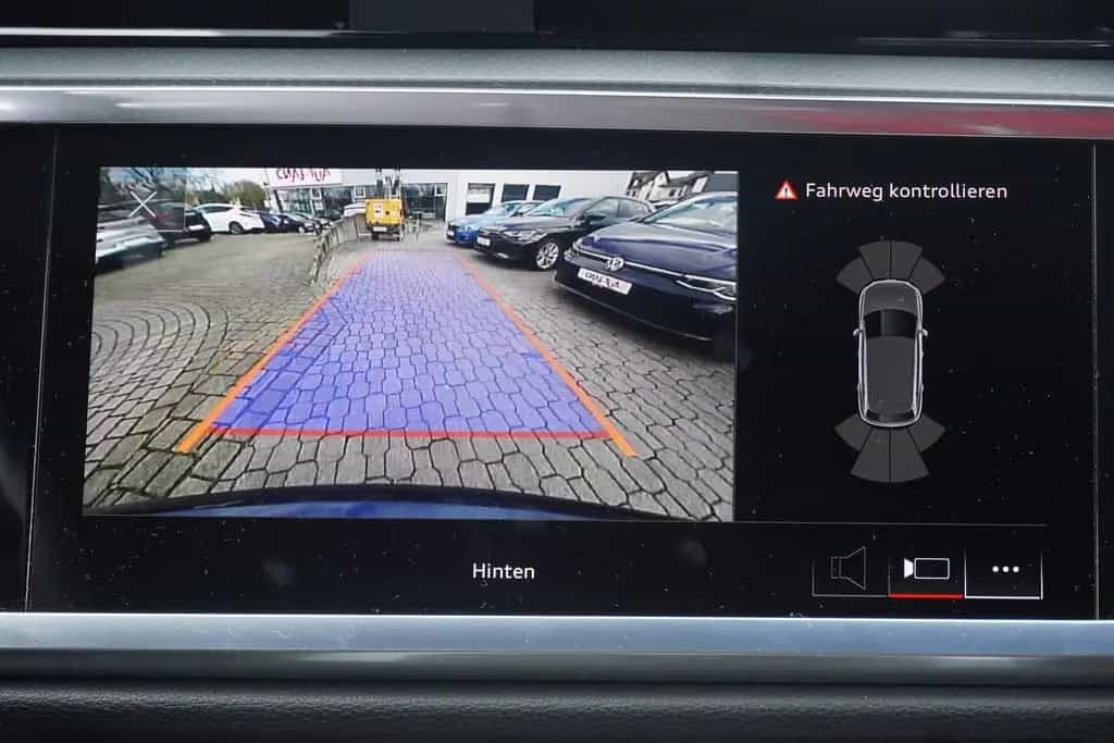 Audi Q3 35 TFSI advanced LED Navi Tempomat AHK Kamera 03/2021-photo-16