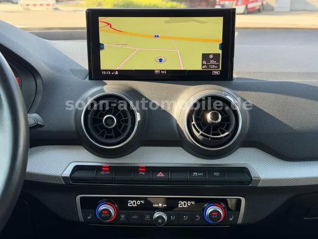 Audi Q2 35 TDI AUTOMATIK/Navi/Virtual/ACC/RFK/SHZ/AHK 09/2019-photo-23