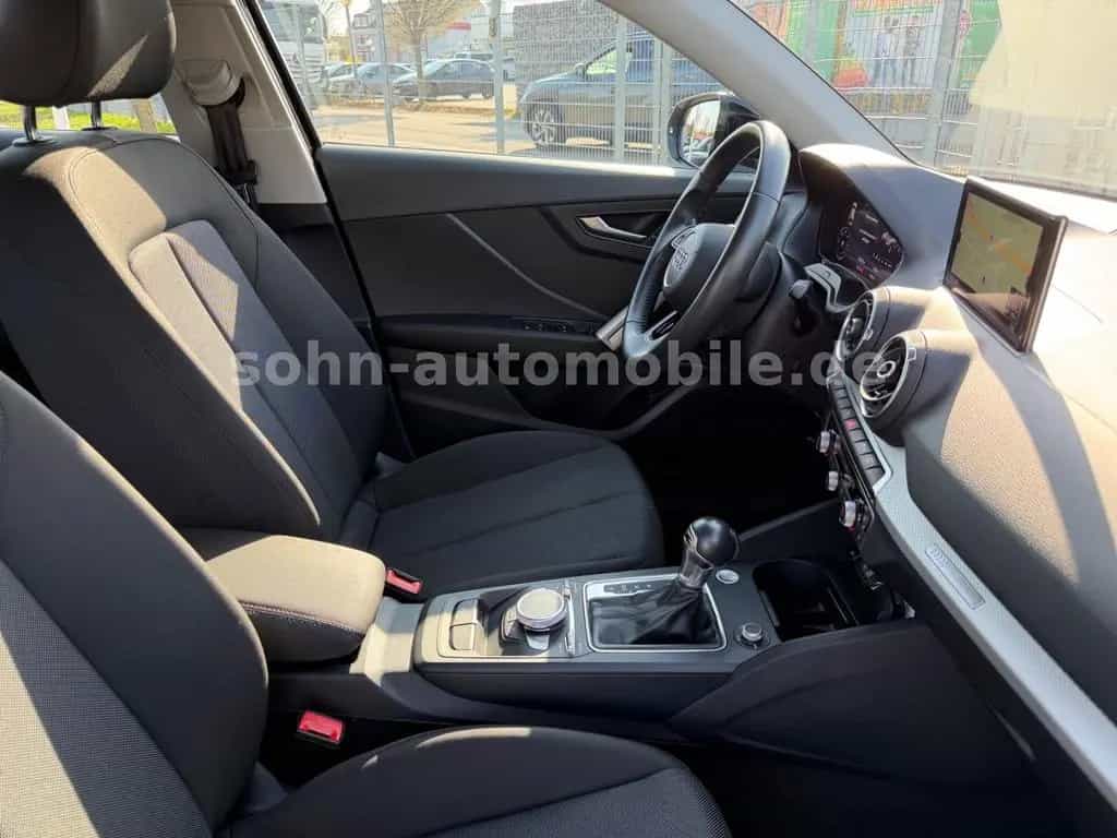 Audi Q2 35 TDI AUTOMATIK/Navi/Virtual/ACC/RFK/SHZ/AHK 09/2019-photo-30