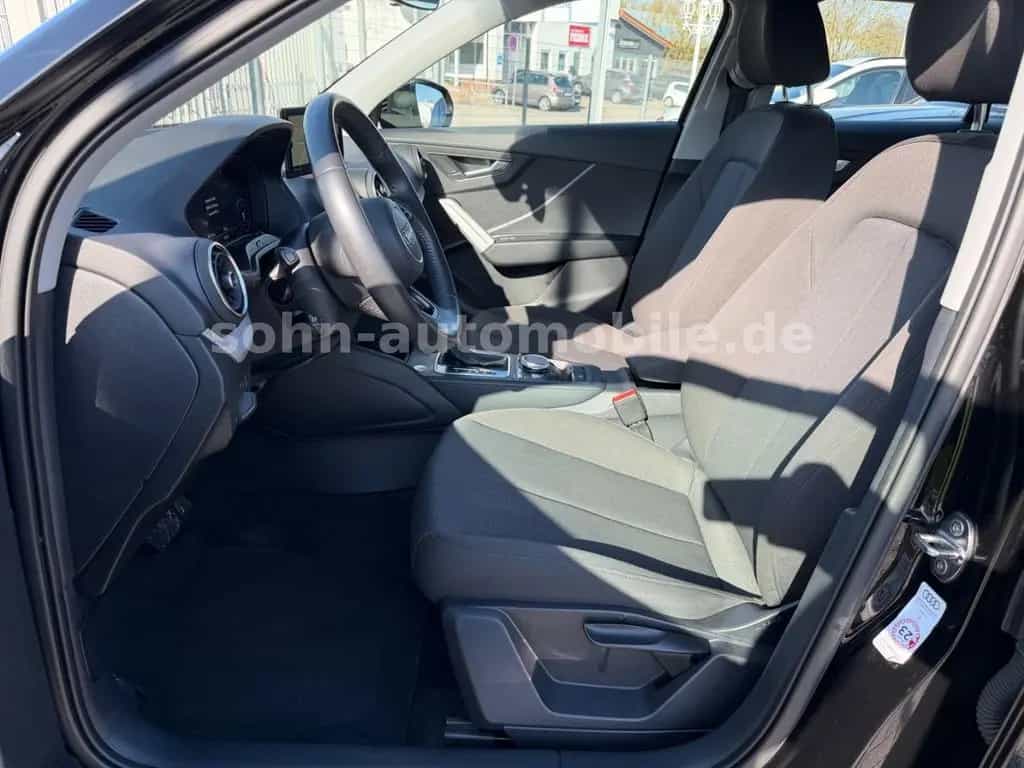 Audi Q2 35 TDI AUTOMATIK/Navi/Virtual/ACC/RFK/SHZ/AHK 09/2019-photo-34