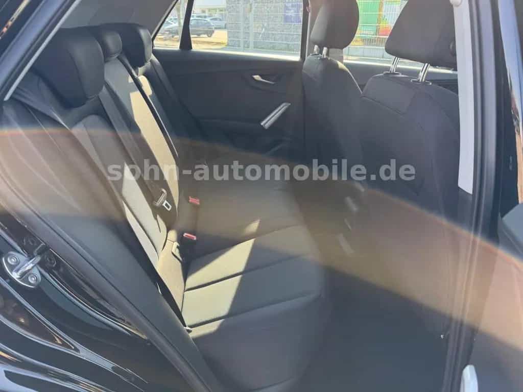 Audi Q2 35 TDI AUTOMATIK/Navi/Virtual/ACC/RFK/SHZ/AHK 09/2019-photo-39