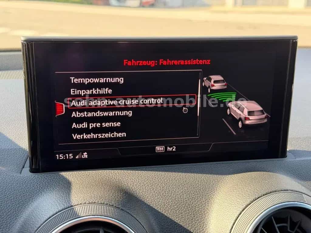 Audi Q2 35 TDI AUTOMATIK/Navi/Virtual/ACC/RFK/SHZ/AHK 09/2019-photo-44