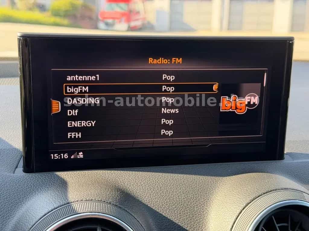 Audi Q2 35 TDI AUTOMATIK/Navi/Virtual/ACC/RFK/SHZ/AHK 09/2019-photo-49