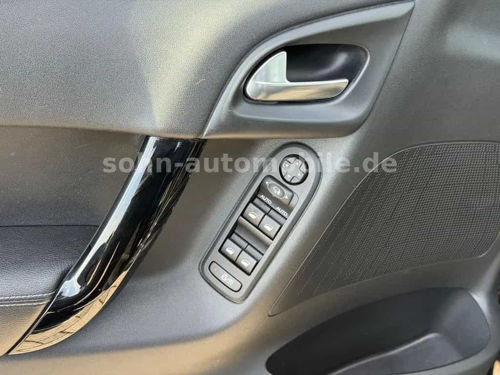 Citroën C3 Exclusive AUTOMATIK/42.000km/PDC/SHZ/Panorama 05/2013-photo-40