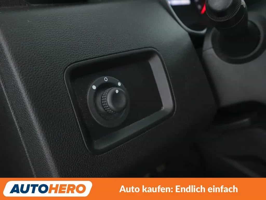 Dacia Duster 1.6 SCe Comfort*TEMPO*PDC*SHZ*LIM*ALU* 05/2019-photo-26