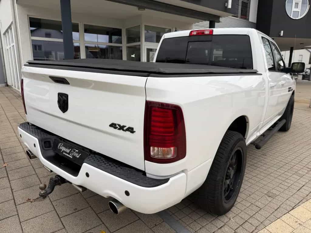 Dodge RAM 1500, 5,7 V8 , AHK , Tüv 09.2027... 11/2013-photo-14