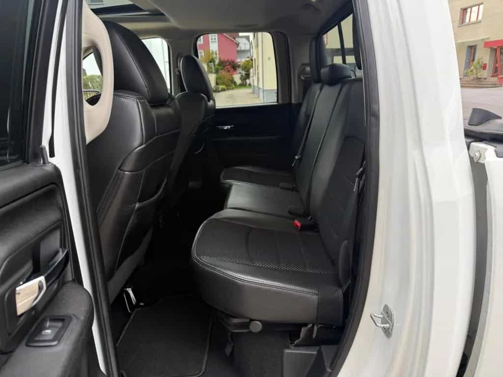 Dodge RAM 1500, 5,7 V8 , AHK , Tüv 09.2027... 11/2013-photo-19