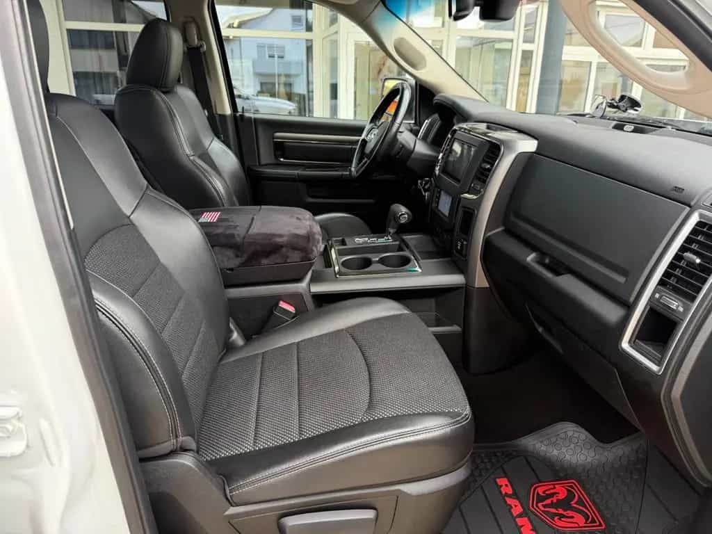 Dodge RAM 1500, 5,7 V8 , AHK , Tüv 09.2027... 11/2013-photo-22