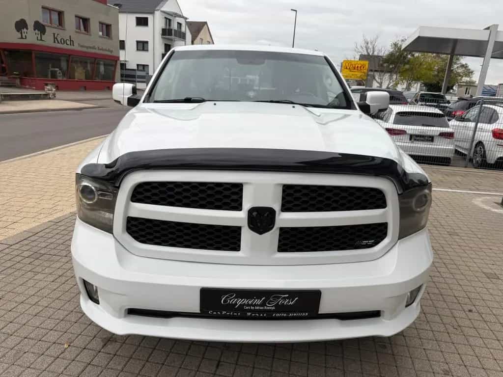 Dodge RAM 1500, 5,7 V8 , AHK , Tüv 09.2027... 11/2013-photo-5