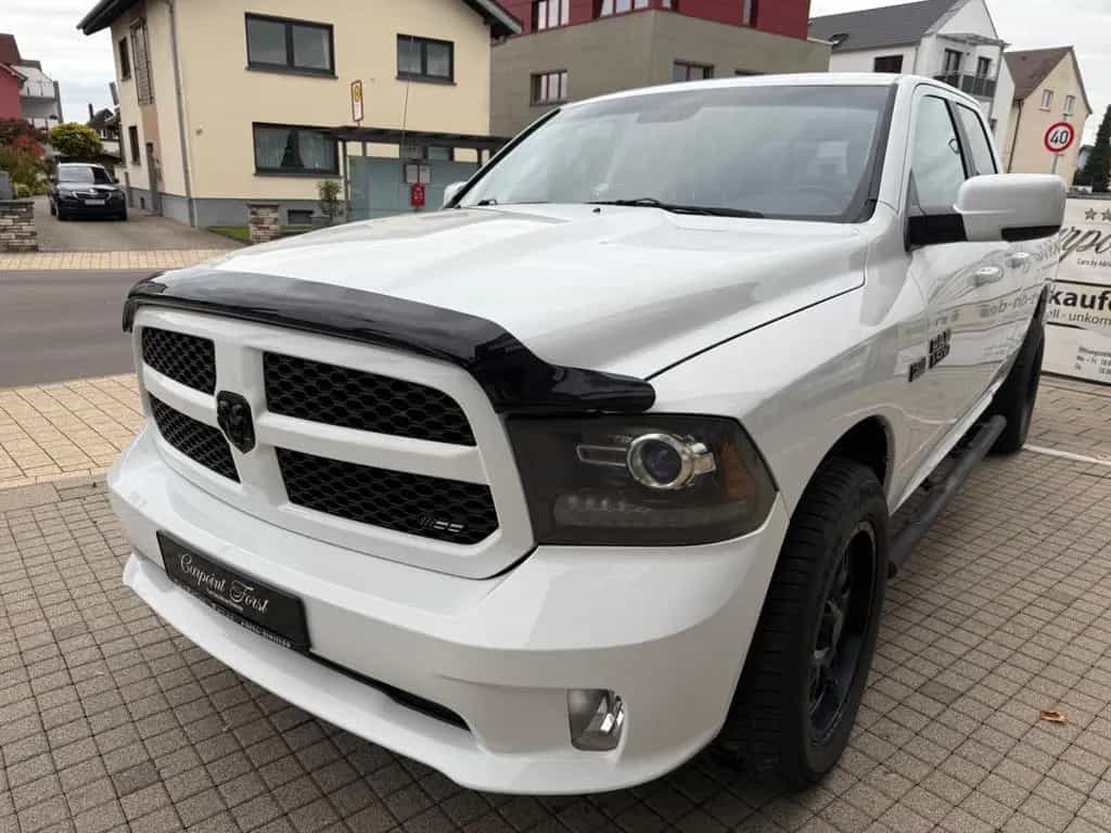 Dodge RAM 1500, 5,7 V8 , AHK , Tüv 09.2027... 11/2013-photo-6