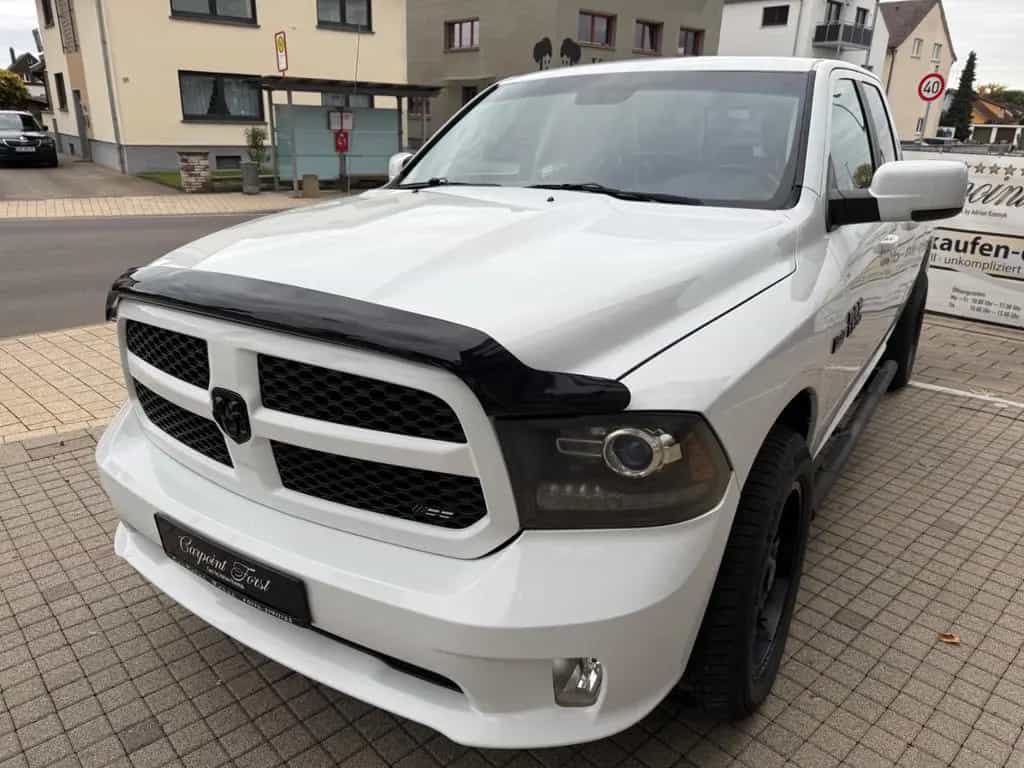 Dodge RAM 1500, 5,7 V8 , AHK , Tüv 09.2027... 11/2013-photo-7