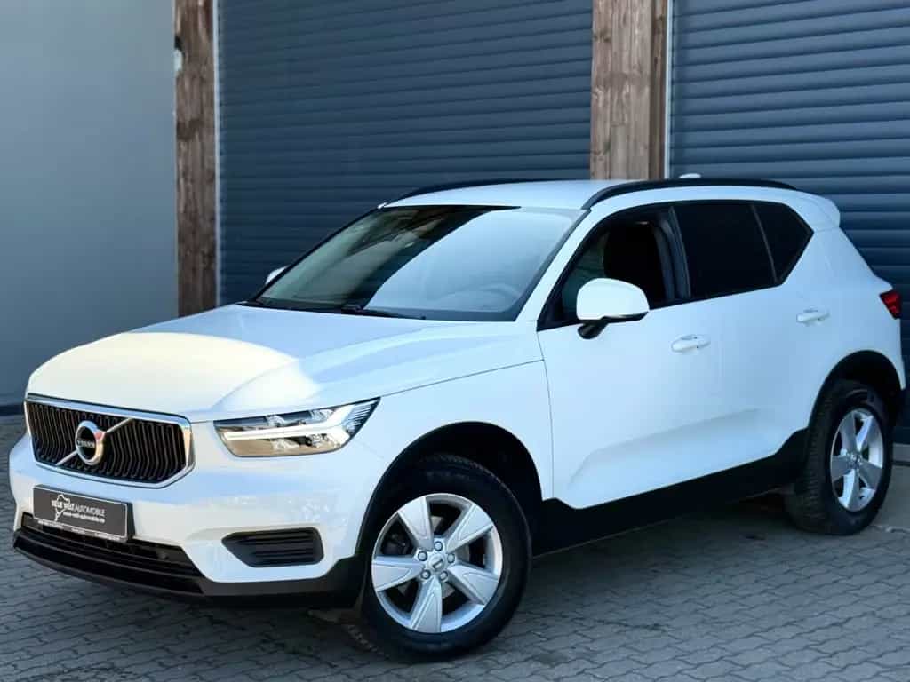 Volvo XC40 Momentum Core Aut/Navi/CAM/LED/Lane/VirtC/ 06/2021-photo-0