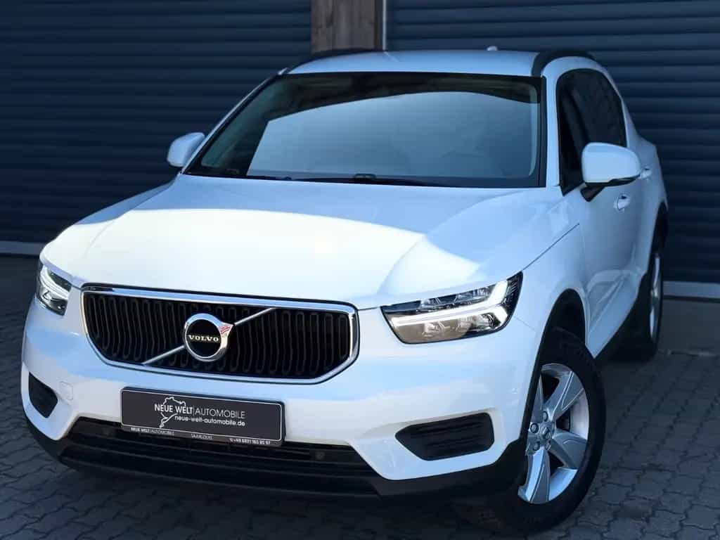 Volvo XC40 Momentum Core Aut/Navi/CAM/LED/Lane/VirtC/ 06/2021-photo-1
