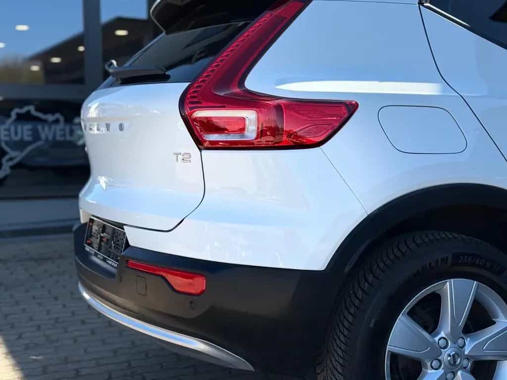 Volvo XC40 Momentum Core Aut/Navi/CAM/LED/Lane/VirtC/ 06/2021-photo-11