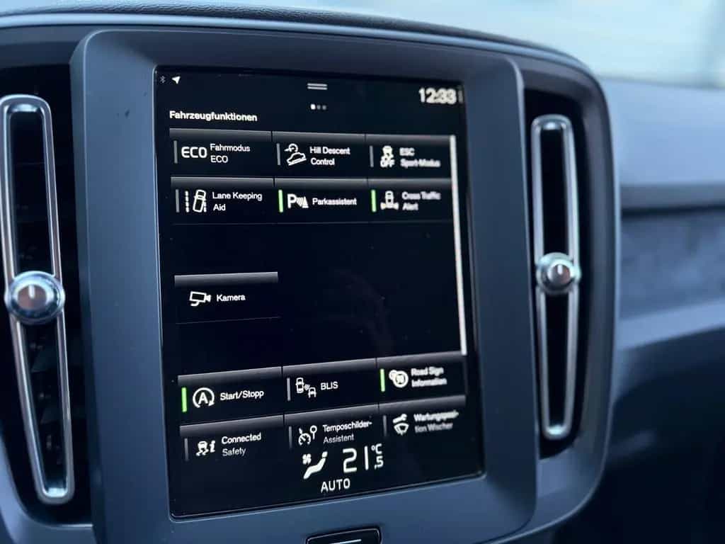 Volvo XC40 Momentum Core Aut/Navi/CAM/LED/Lane/VirtC/ 06/2021-photo-20