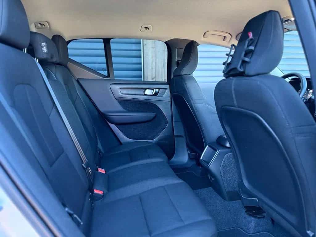 Volvo XC40 Momentum Core Aut/Navi/CAM/LED/Lane/VirtC/ 06/2021-photo-28