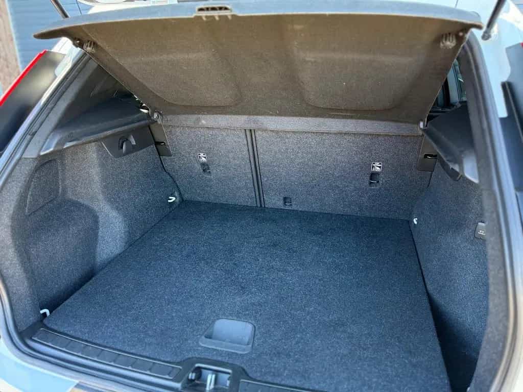 Volvo XC40 Momentum Core Aut/Navi/CAM/LED/Lane/VirtC/ 06/2021-photo-30