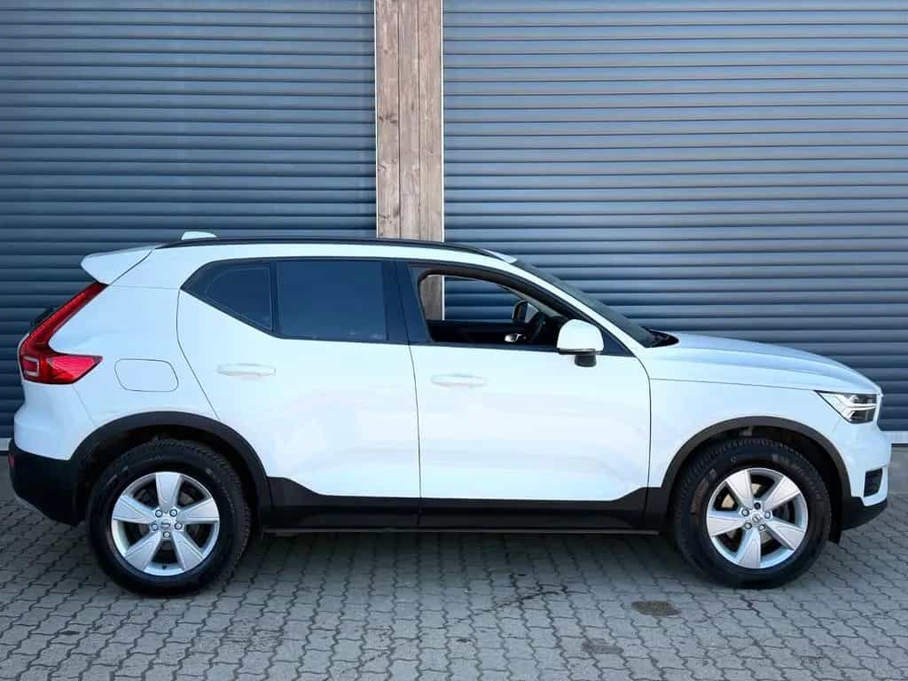 Volvo XC40 Momentum Core Aut/Navi/CAM/LED/Lane/VirtC/ 06/2021-photo-5