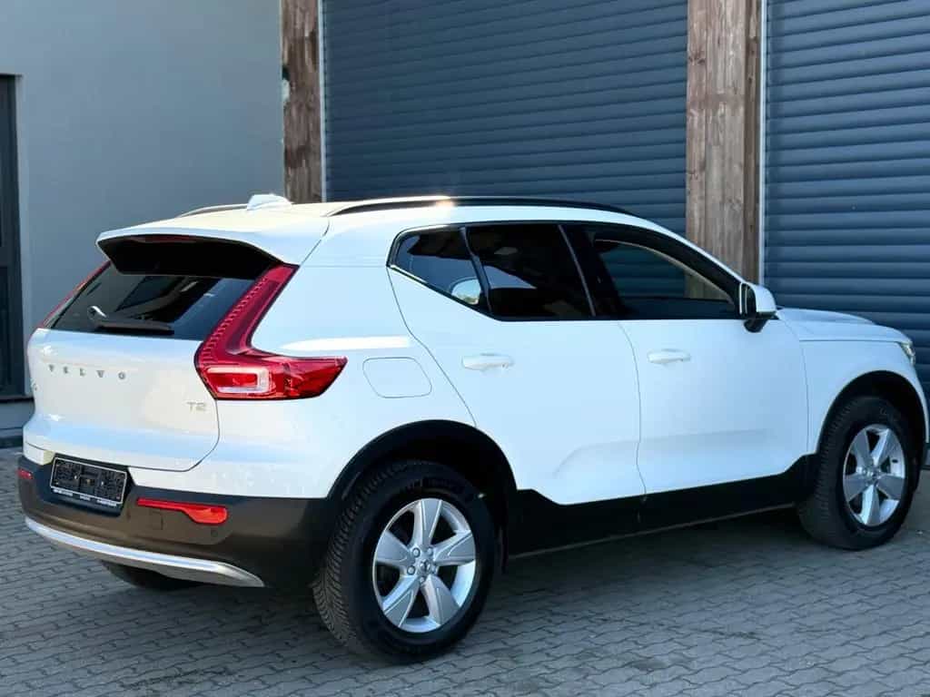 Volvo XC40 Momentum Core Aut/Navi/CAM/LED/Lane/VirtC/ 06/2021-photo-9
