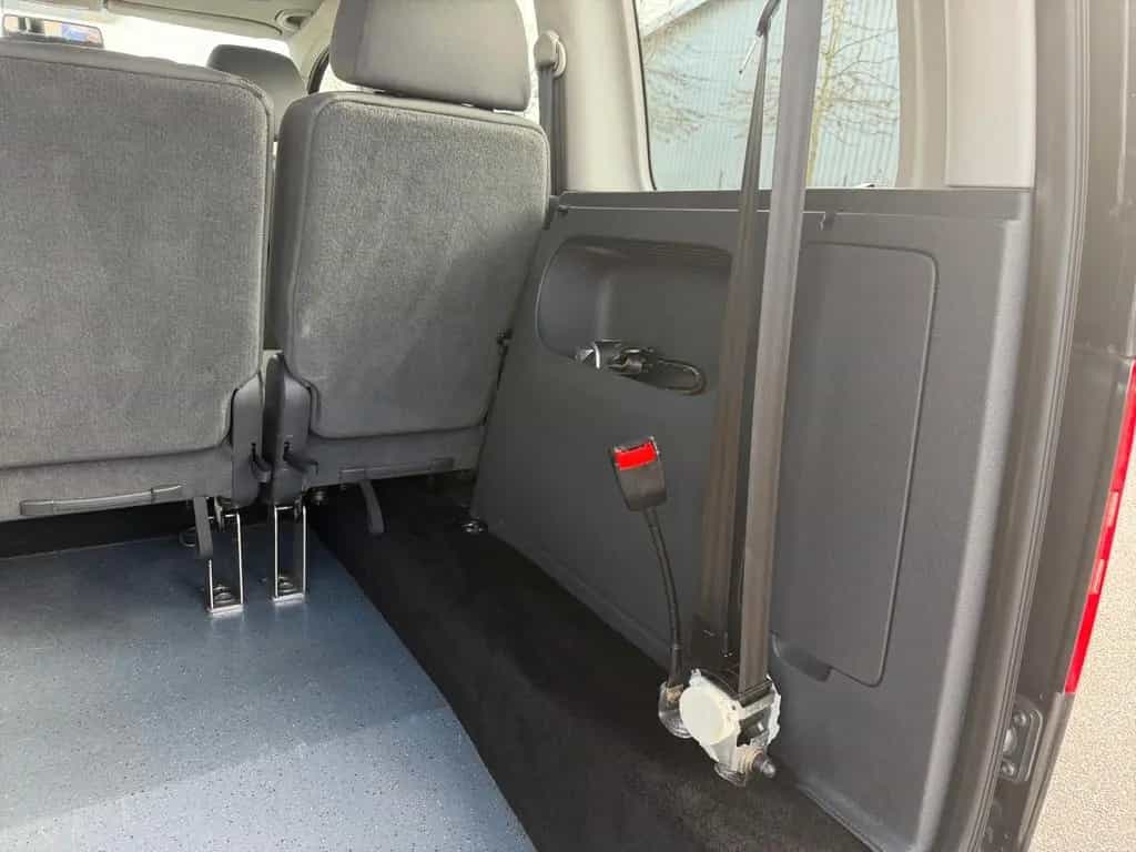 Volkswagen Caddy 1,2 TSI Roncalli Trendline*ROLLSTUHLRAMPE* 09/2012-photo-29