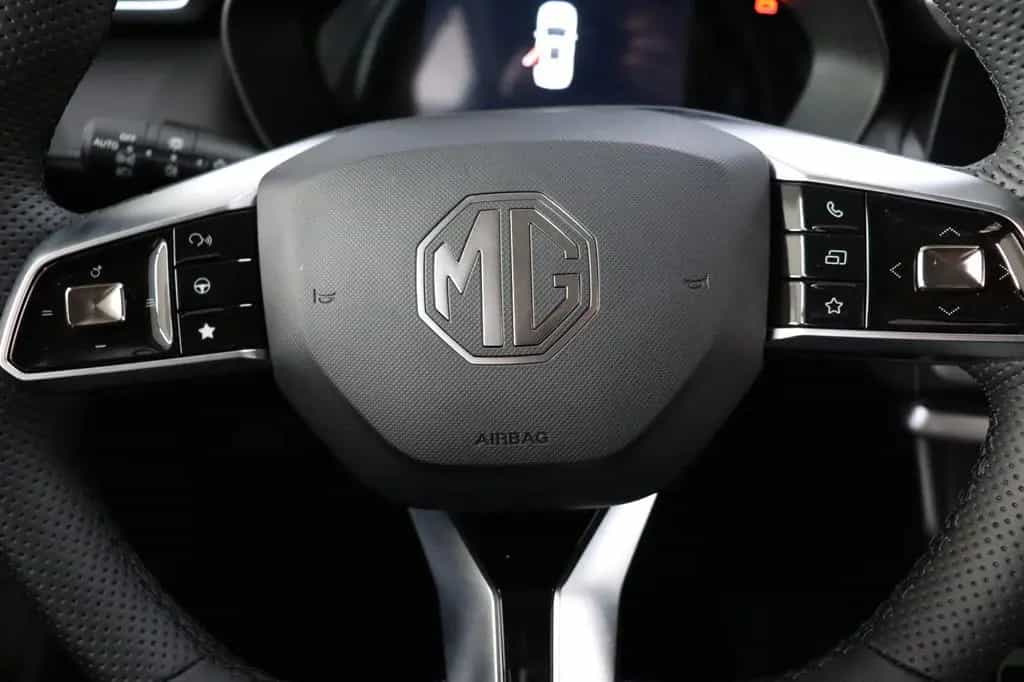 MG ZS 1.5 Hybrid+ Luxury 360°Navi,Totwinkel SOFORT 02/2026-photo-8