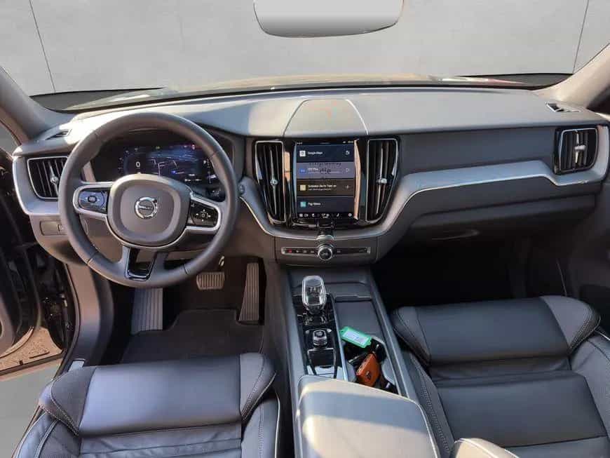 Volvo XC60 B4 Plus-Bright Aut PilotAssist BLIS Voll-LE 03/2023-photo-11