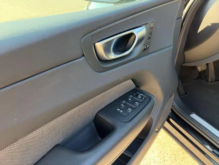 Volvo XC60 B4 Plus-Bright Aut PilotAssist BLIS Voll-LE 03/2023-photo-14