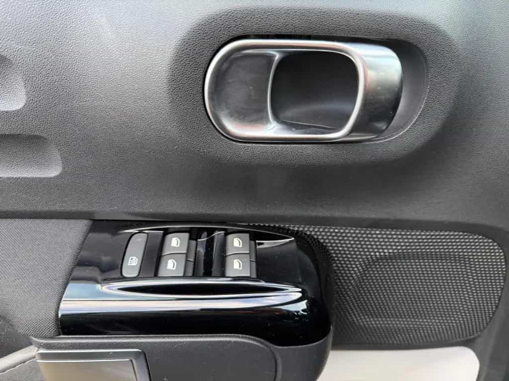 Citroën C3 1.2 PureTech 110 LED Navi PDC Kamera DAB 06/2020-photo-18