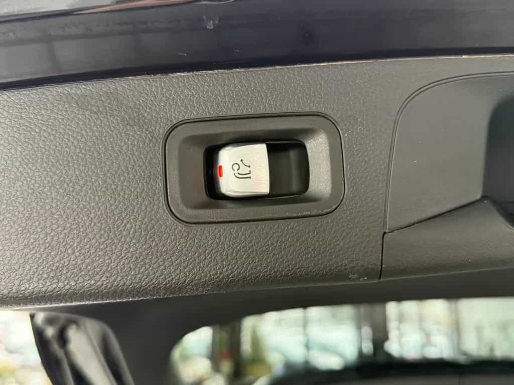 Mercedes-Benz GLC-Class 300 d 4Matic AMG Line, LED, Burmester, 360° 08/2019-photo-4