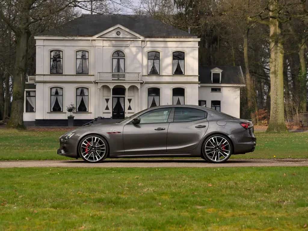 Maserati Ghibli Trofeo 3.8 V8 580pk | Atelier int. | 1e e 09/2024-photo-0