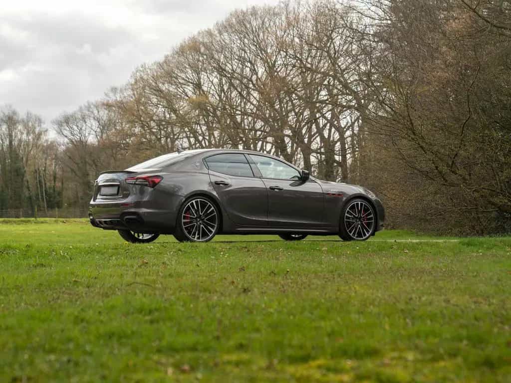 Maserati Ghibli Trofeo 3.8 V8 580pk | Atelier int. | 1e e 09/2024-photo-27