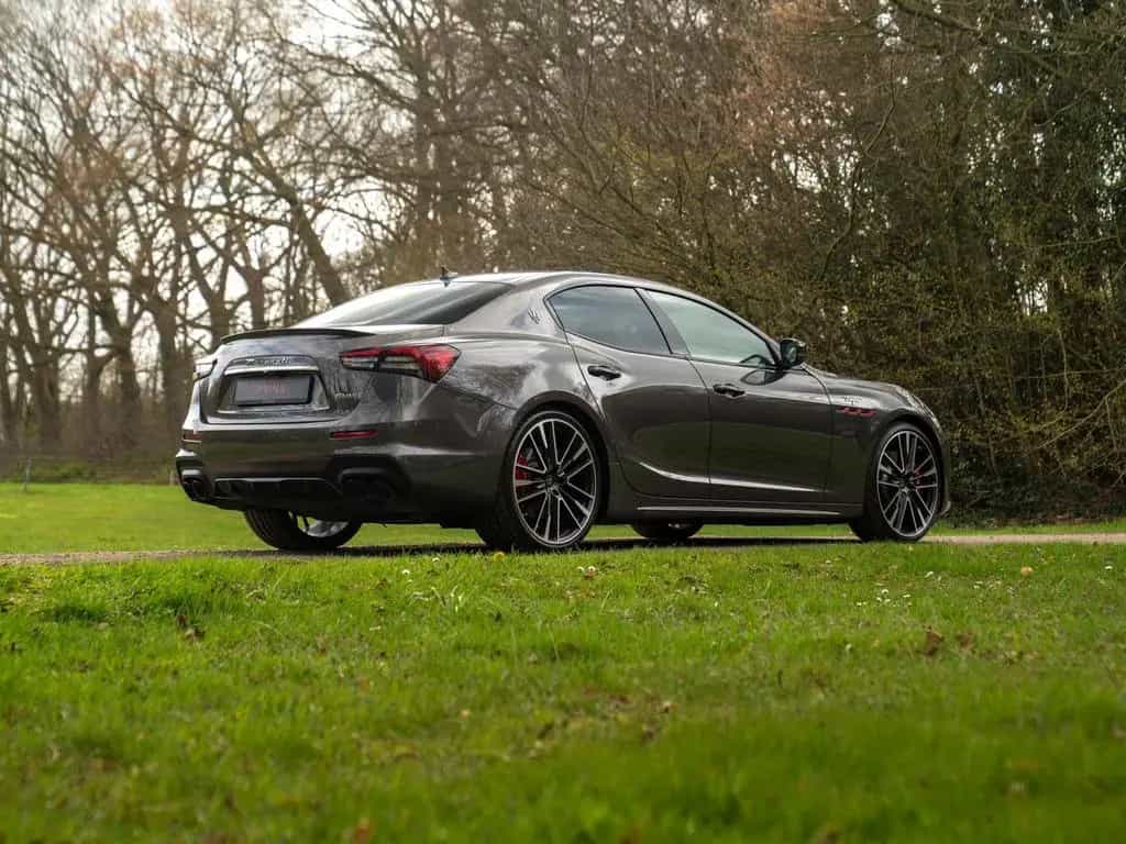 Maserati Ghibli Trofeo 3.8 V8 580pk | Atelier int. | 1e e 09/2024-photo-5