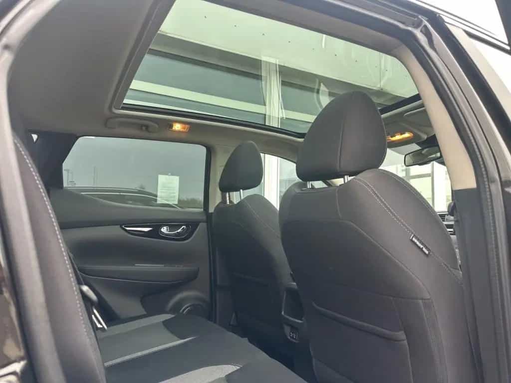 Nissan Qashqai 1.3 N-Connecta aAHK Panoramadach 03/2020-photo-12