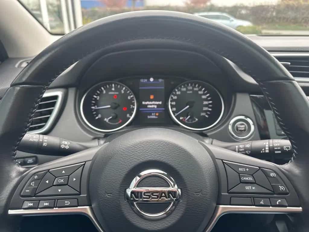 Nissan Qashqai 1.3 N-Connecta aAHK Panoramadach 03/2020-photo-16